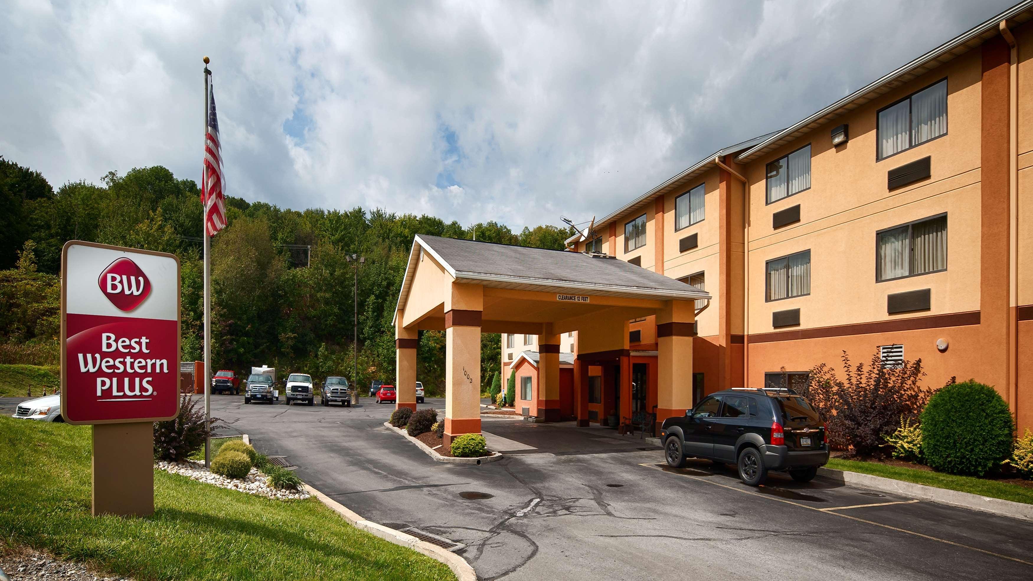 Western Executive Hotel