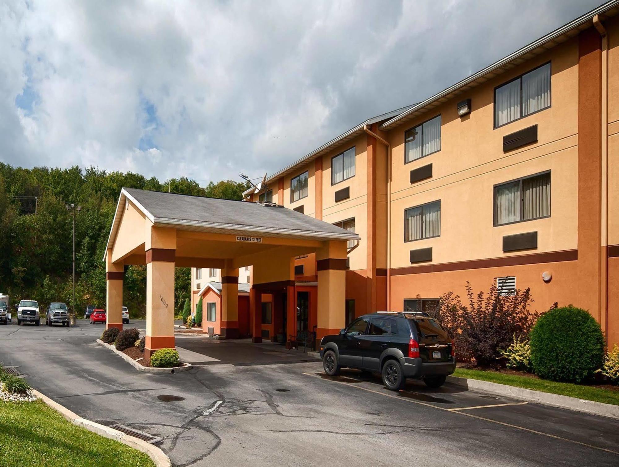 Western Executive Hotel