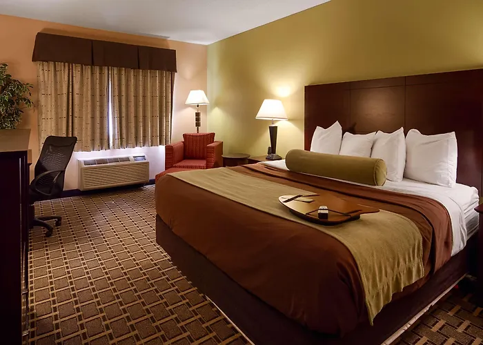 Best Western PLUS Executive Inn
