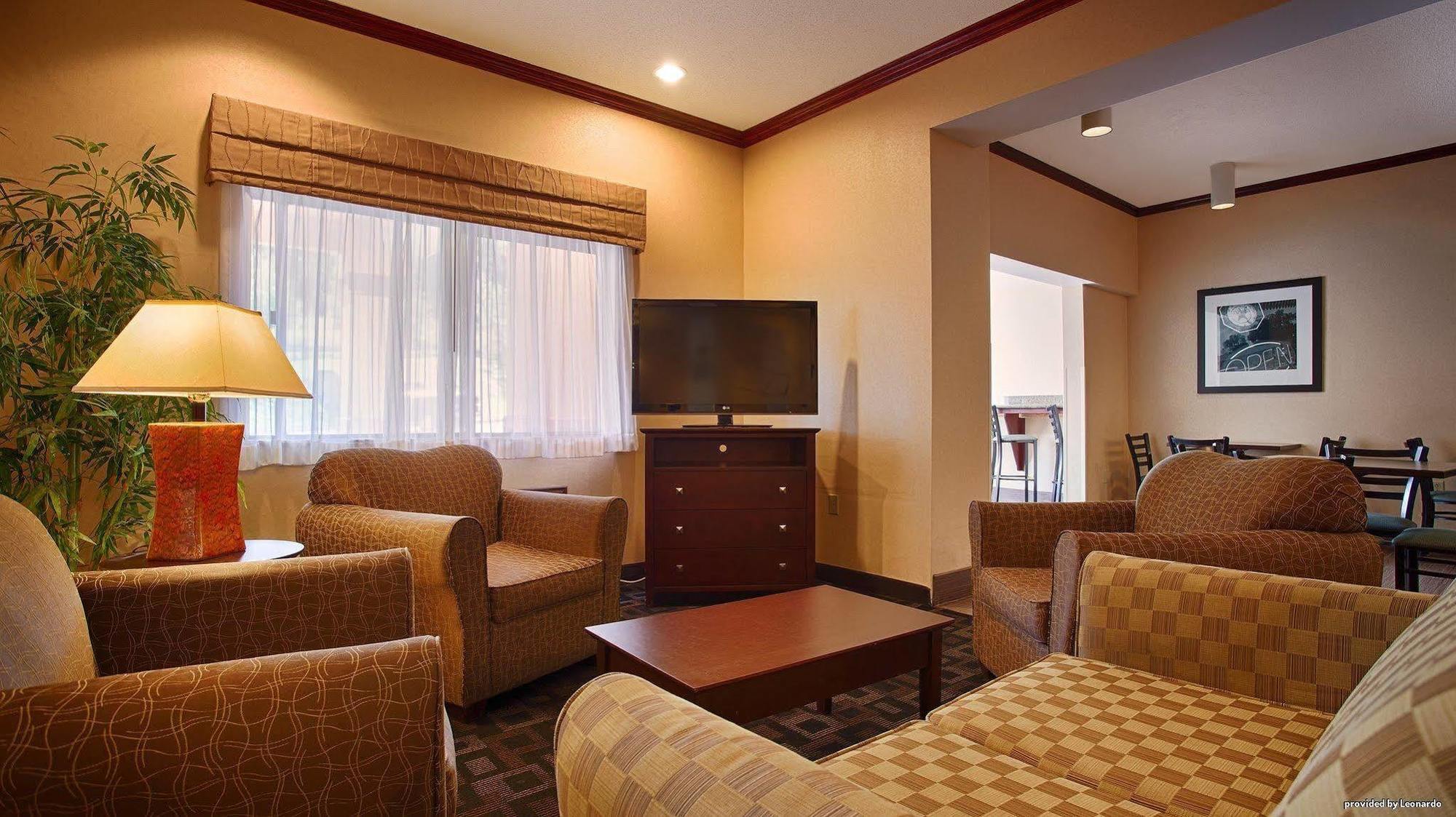 Western Executive Hotel